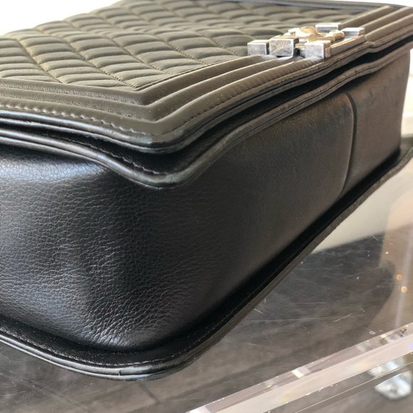 [Authentic] CHANEL BOY HANDBAG XL - Picture 9 of 14